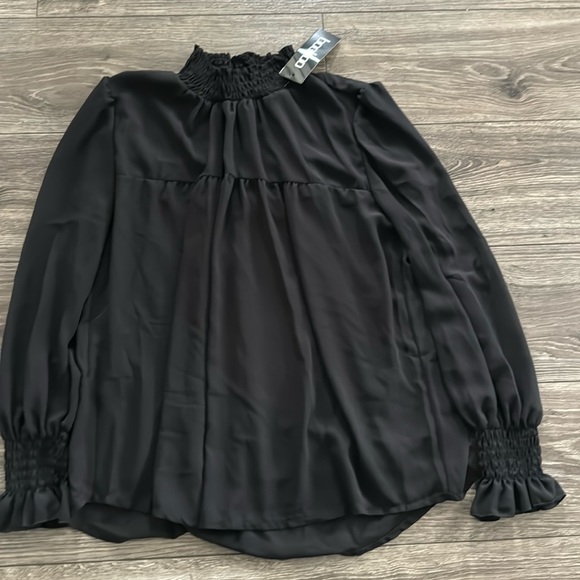 Boohoo Tops - Black Blouse